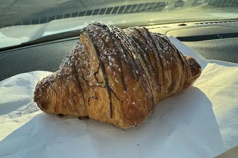 Marina's Kitchen Cabinet Cake Fridge photo 1