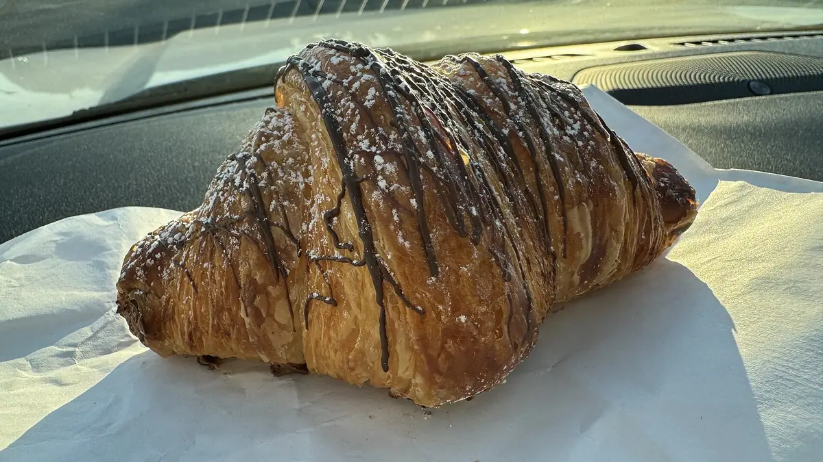 Marina's Kitchen Cabinet Cake Fridge – patisserie in Bridge End, Scalloway